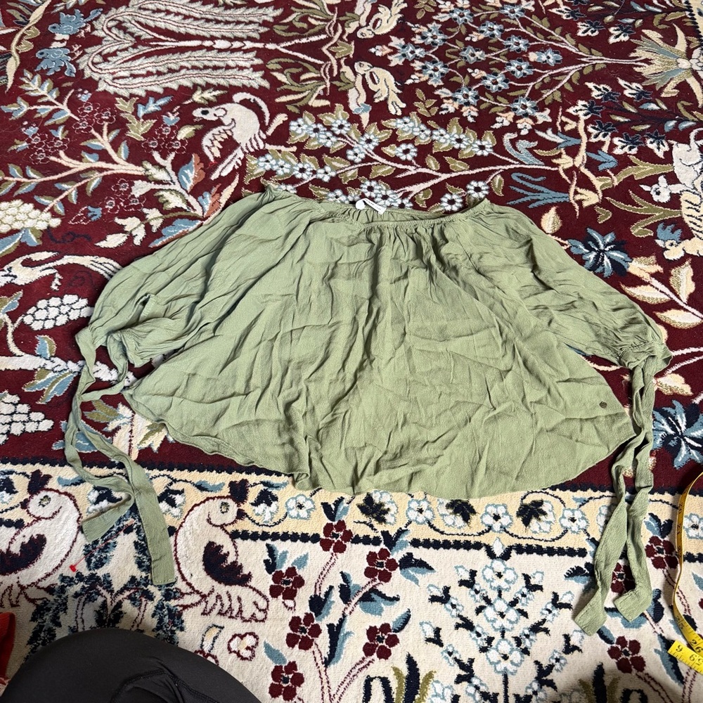 Green renfaire blouse